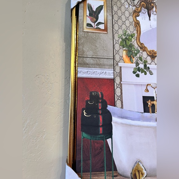 GUCCI Canvas Frame - Picture 9 of 10
